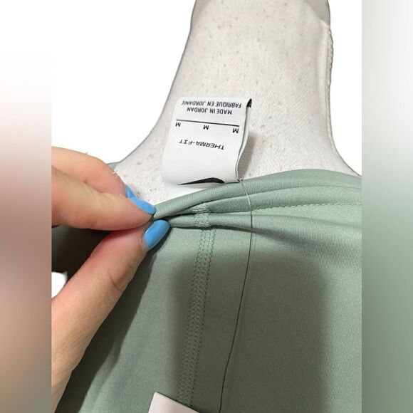 Nike Therma Fit Fitted Sweatshirt green DD4927-100 Women’s m Activewear - Picture 4 of 6